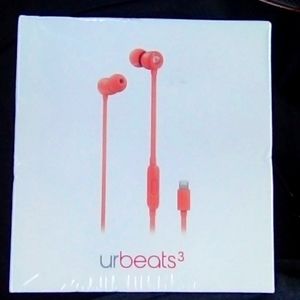 URBEATS 3 (by DRE) earphones BRAND NEW